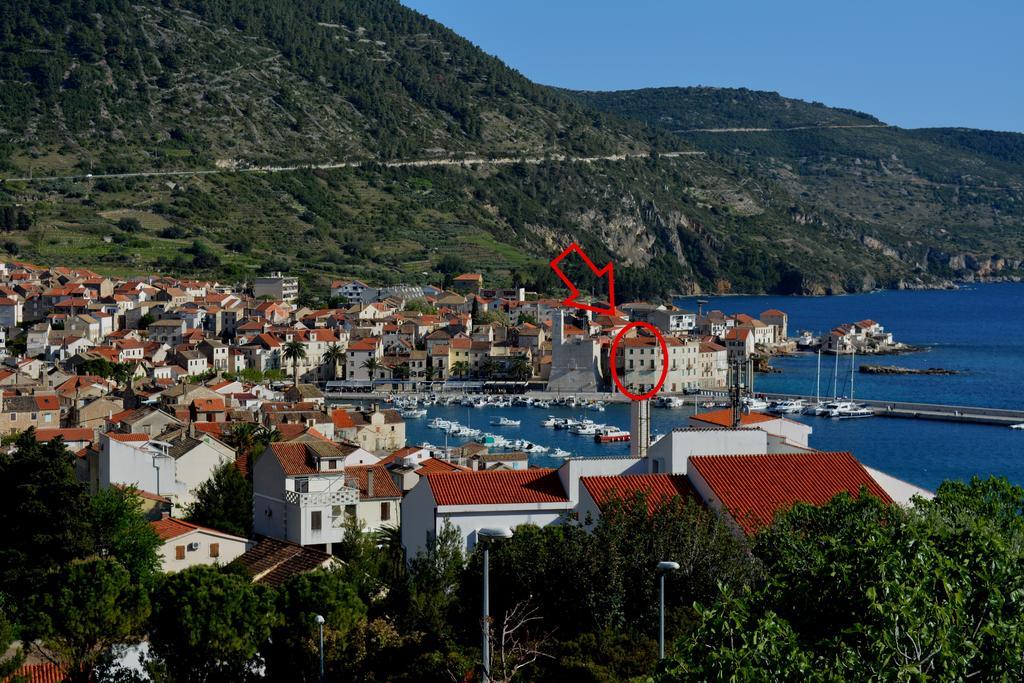 Apartment Riva 5 Komiža Dış mekan fotoğraf