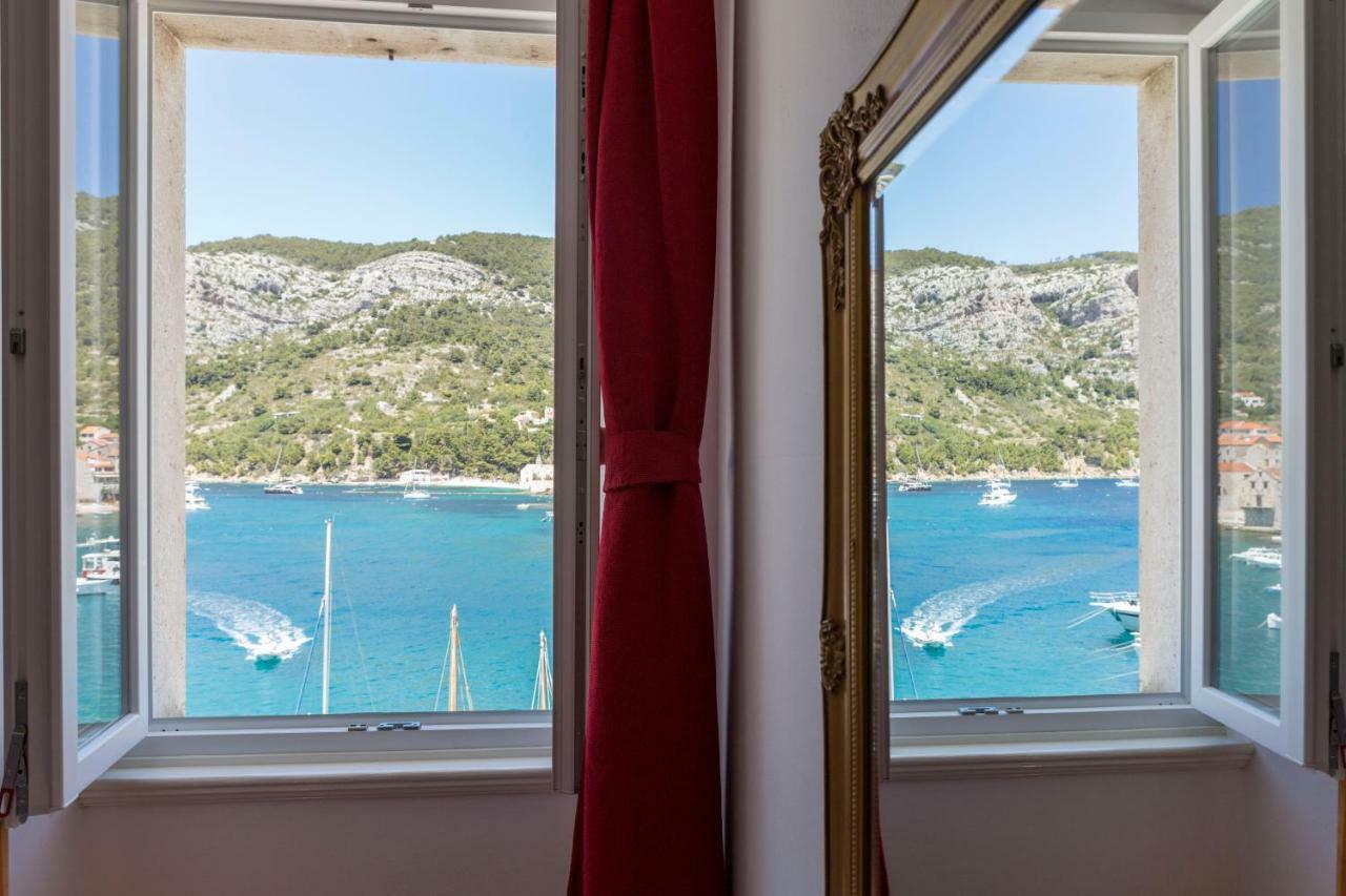 Apartment Riva 5 Komiža Dış mekan fotoğraf
