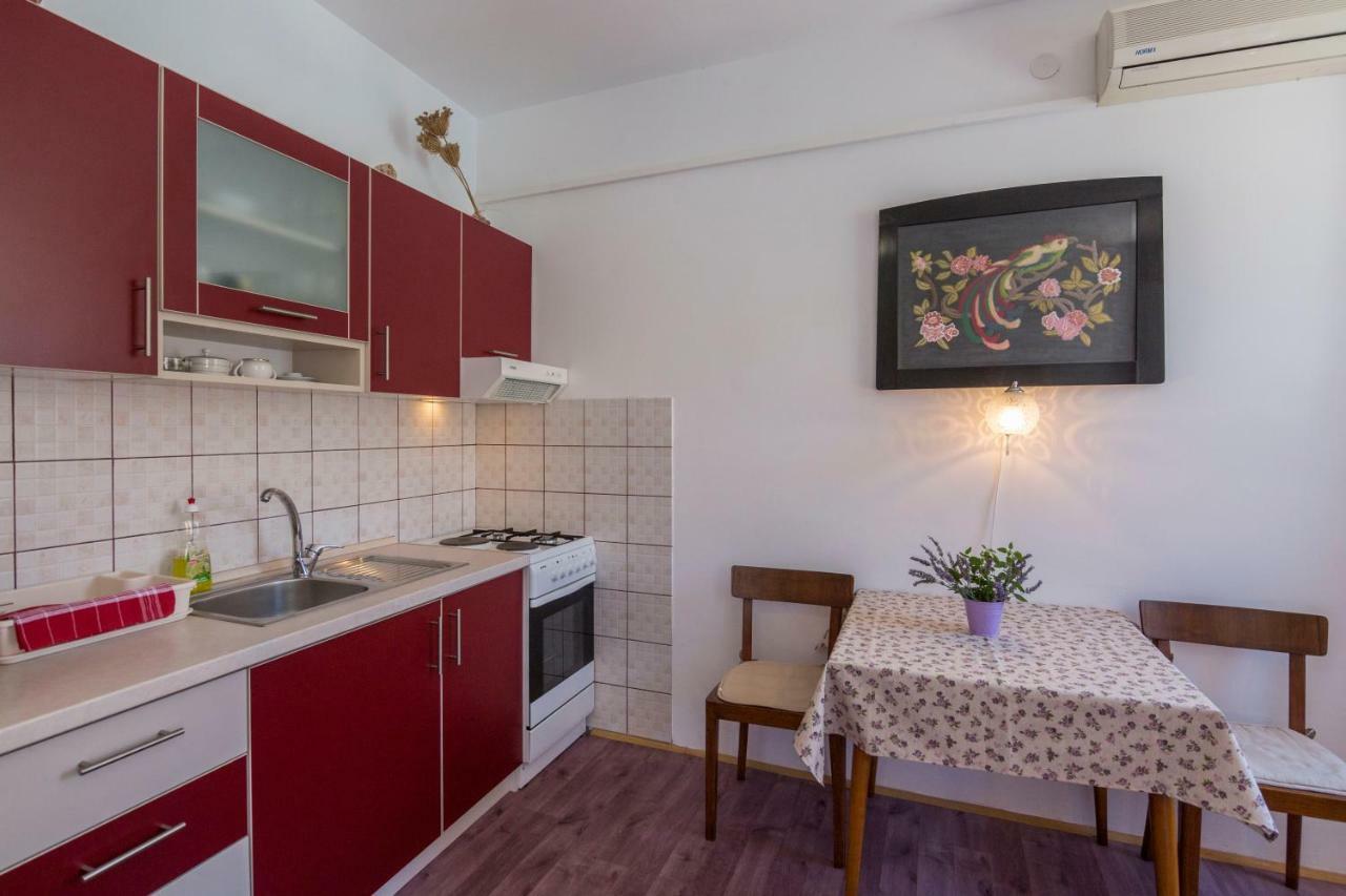 Apartment Riva 5 Komiža Dış mekan fotoğraf