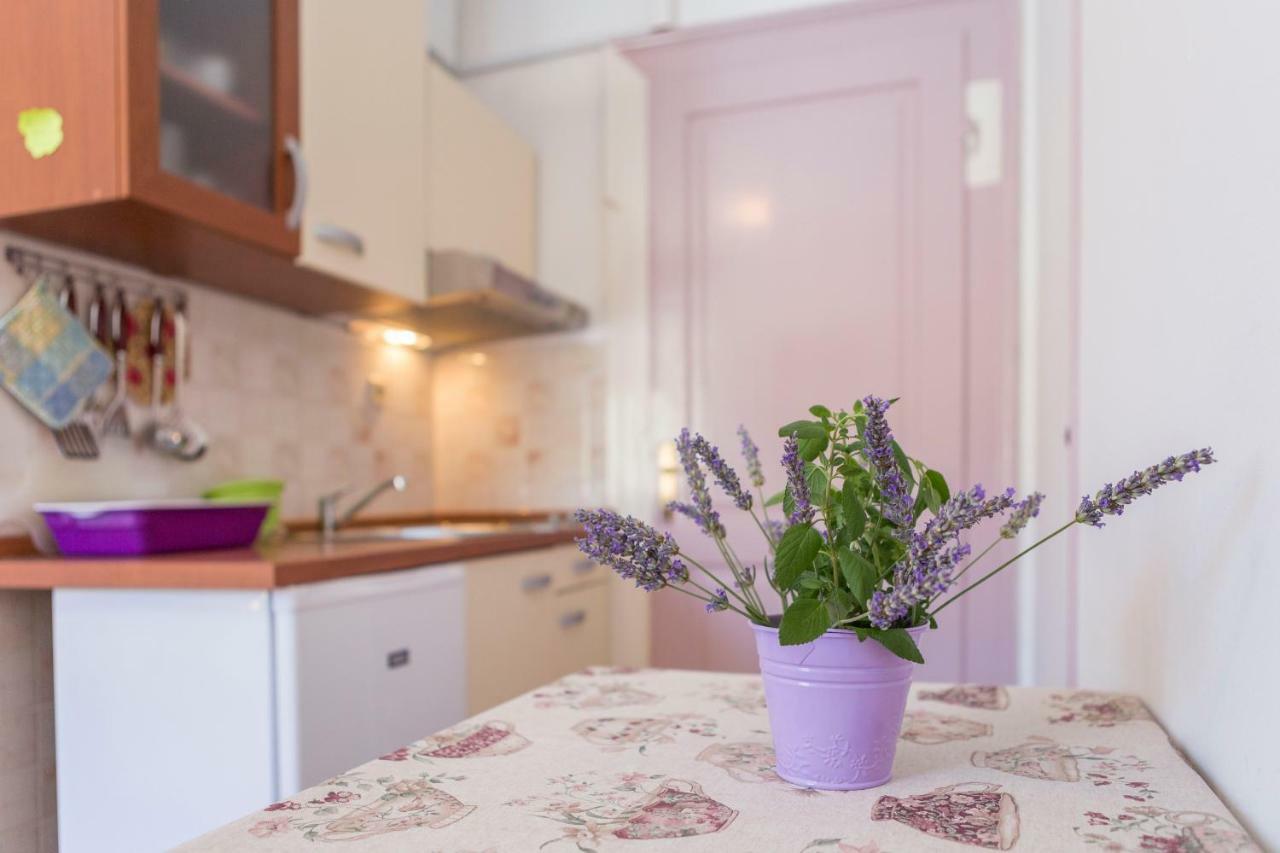 Apartment Riva 5 Komiža Dış mekan fotoğraf